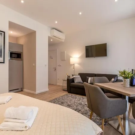 Apartment Luxury Marigold In Split